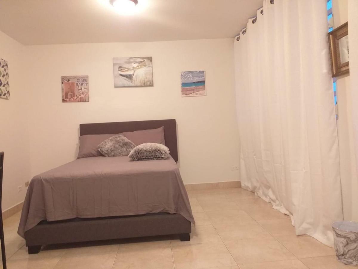 サンジョアンBeach Front Apt 4 At Isla Verde Towerアパートメント エクステリア 写真
