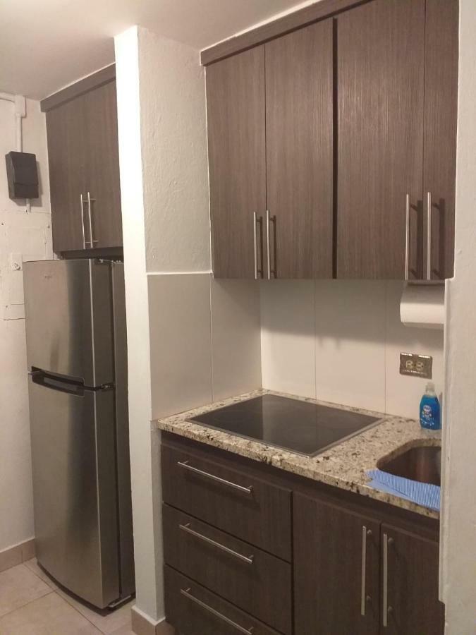 サンジョアンBeach Front Apt 4 At Isla Verde Towerアパートメント エクステリア 写真
